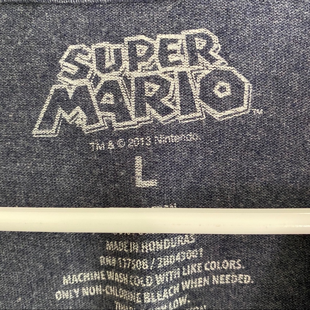 Nintendo Super Mario Score Tee - Picture 3 of 3